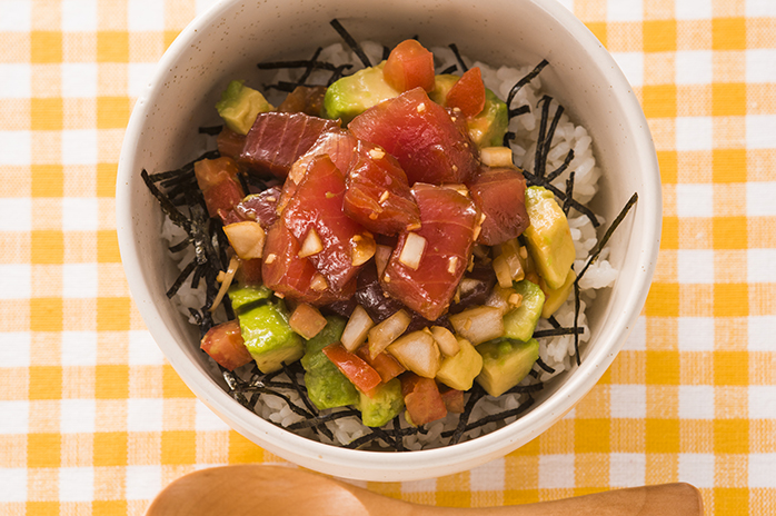 マグロのハワイ風丼ぶり