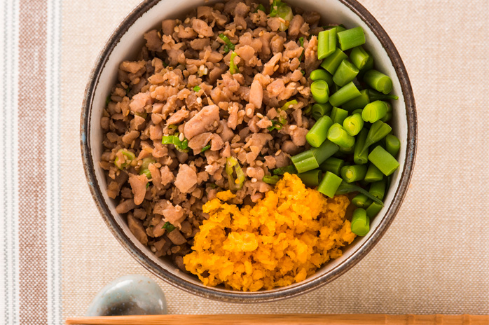 マグロのチャチャっとそぼろ丼